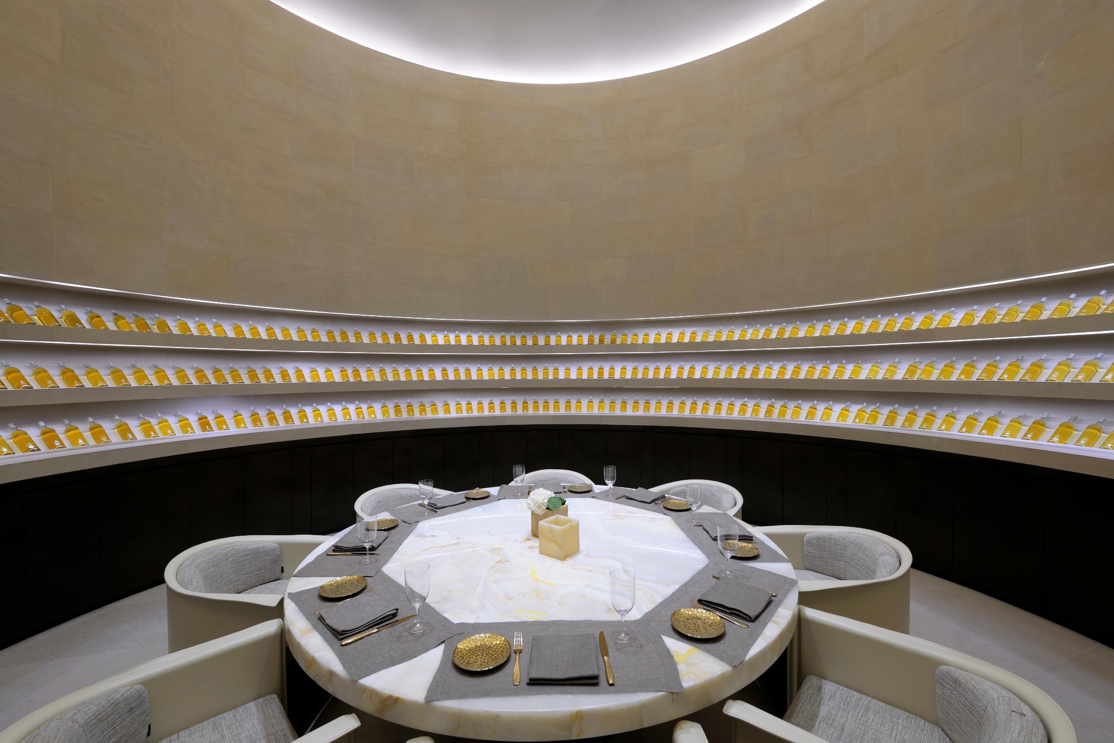 Armani Dubai, Burj Khalifa 5*