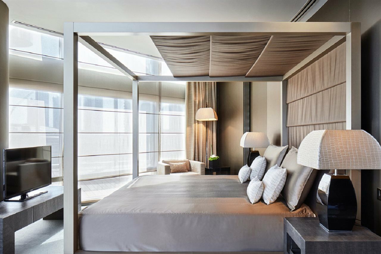 Armani Dubai, Burj Khalifa